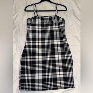 worn once! black and white plaid dress